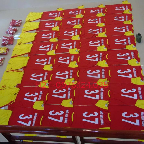 Áo quần bóng đá